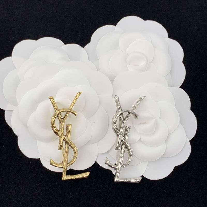 YSL Brooch 10lyr44